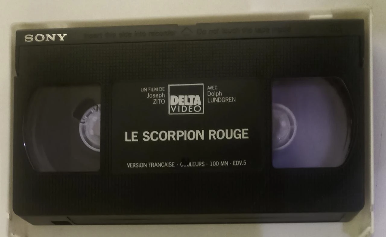 VHS Le Scorpion rouge – Dolph Lundgren – photo 3